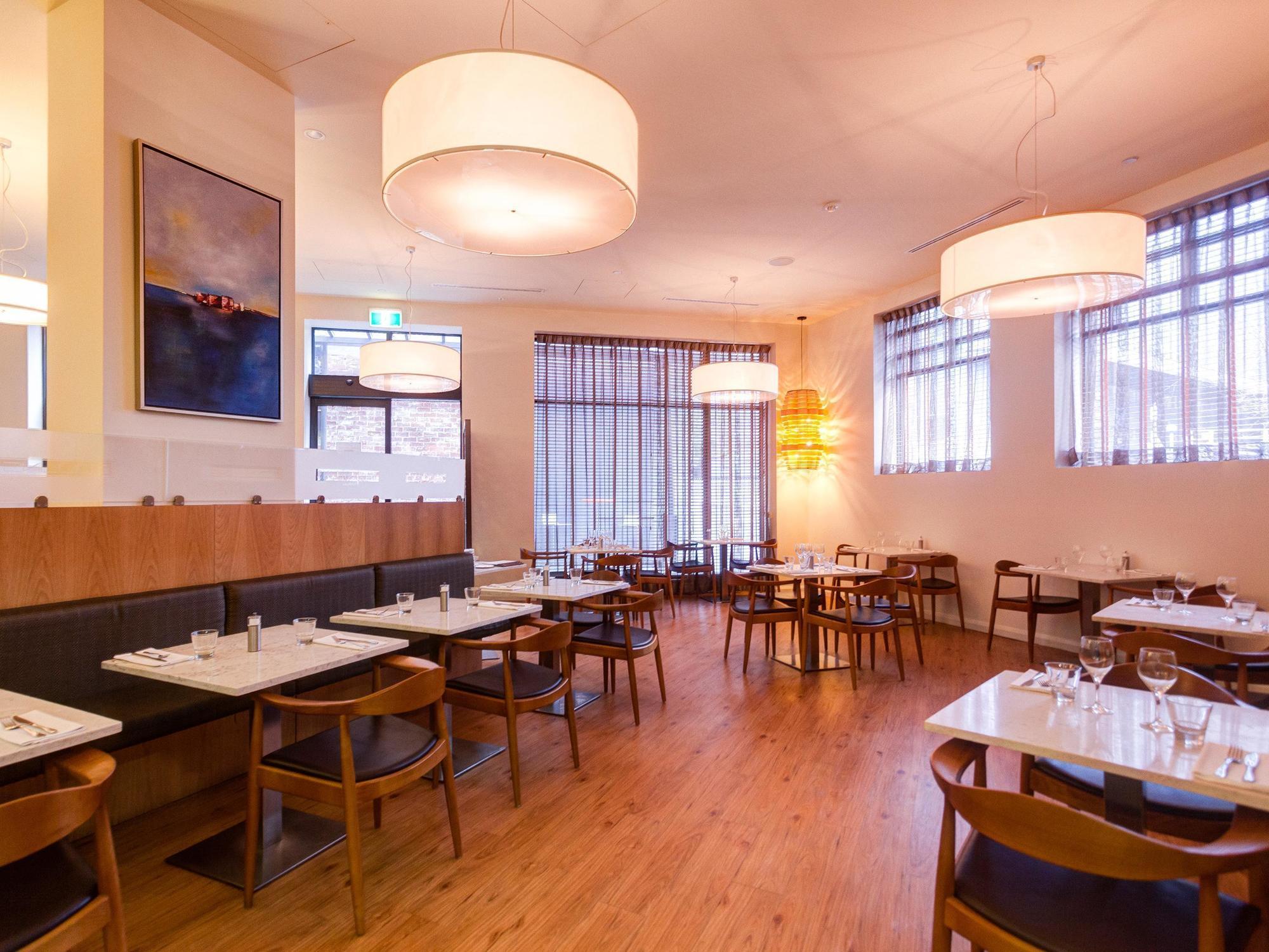 הובארט Mantra Collins Hotel מראה חיצוני תמונה